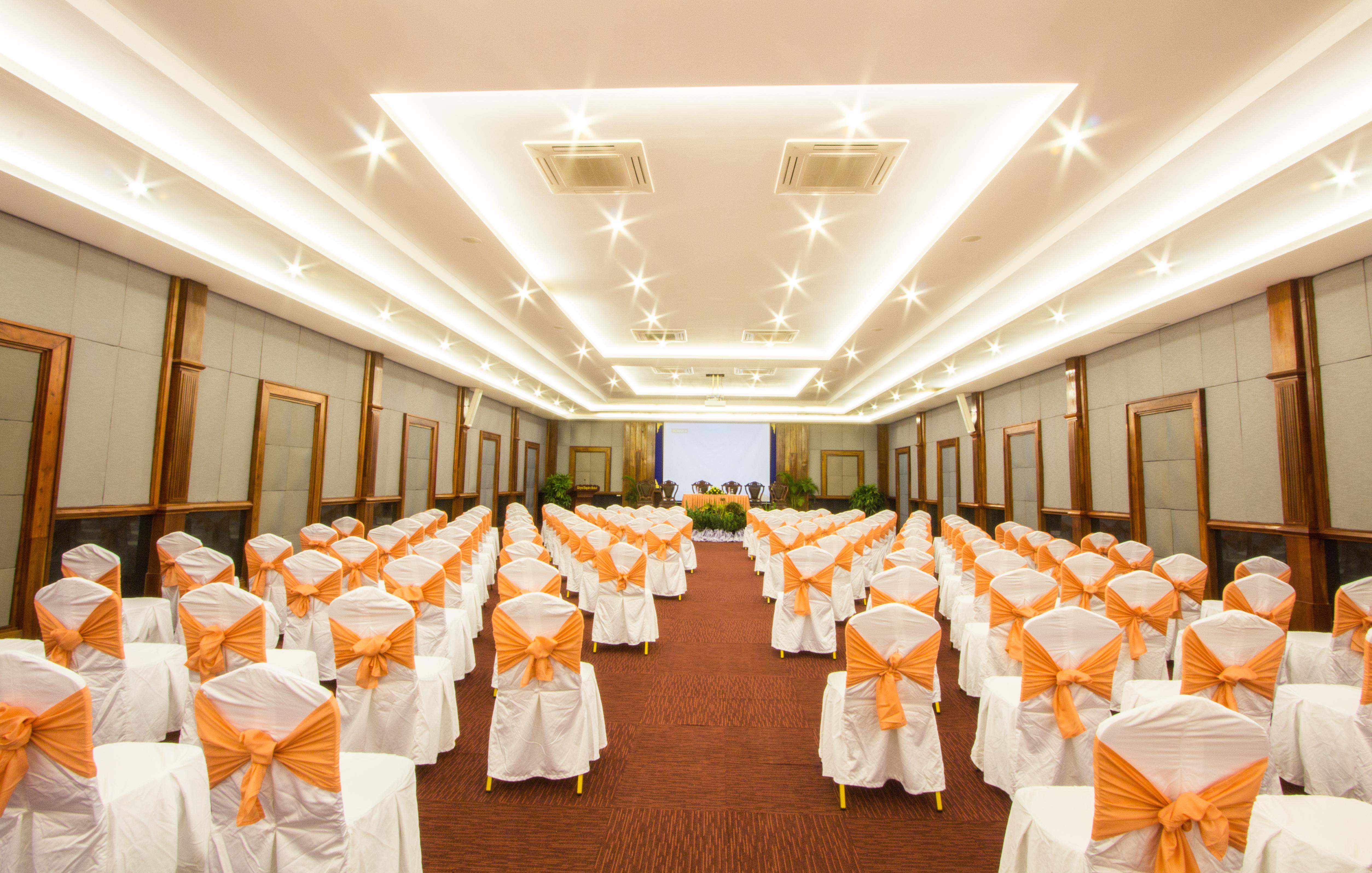 סיאם ריפ Royal Empire Hotel מראה חיצוני תמונה
